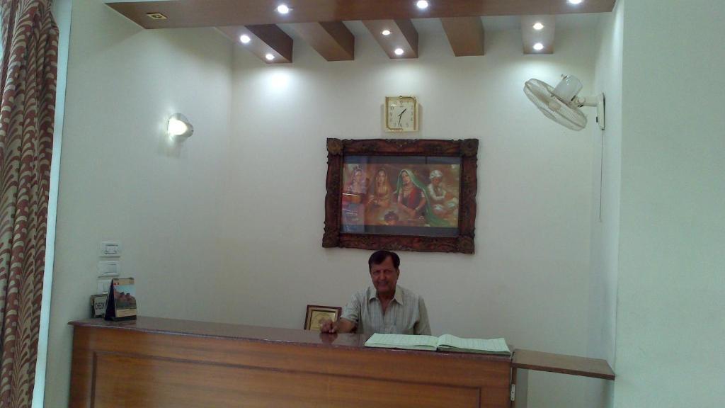 Hotel Tourist Rest House Agra Agra  Esterno foto
