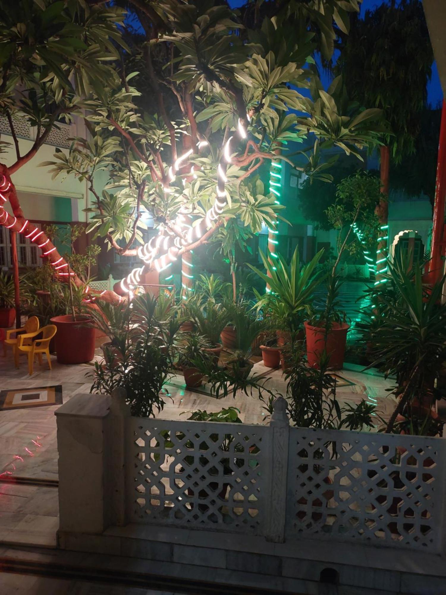 Hotel Tourist Rest House Agra Agra  Esterno foto